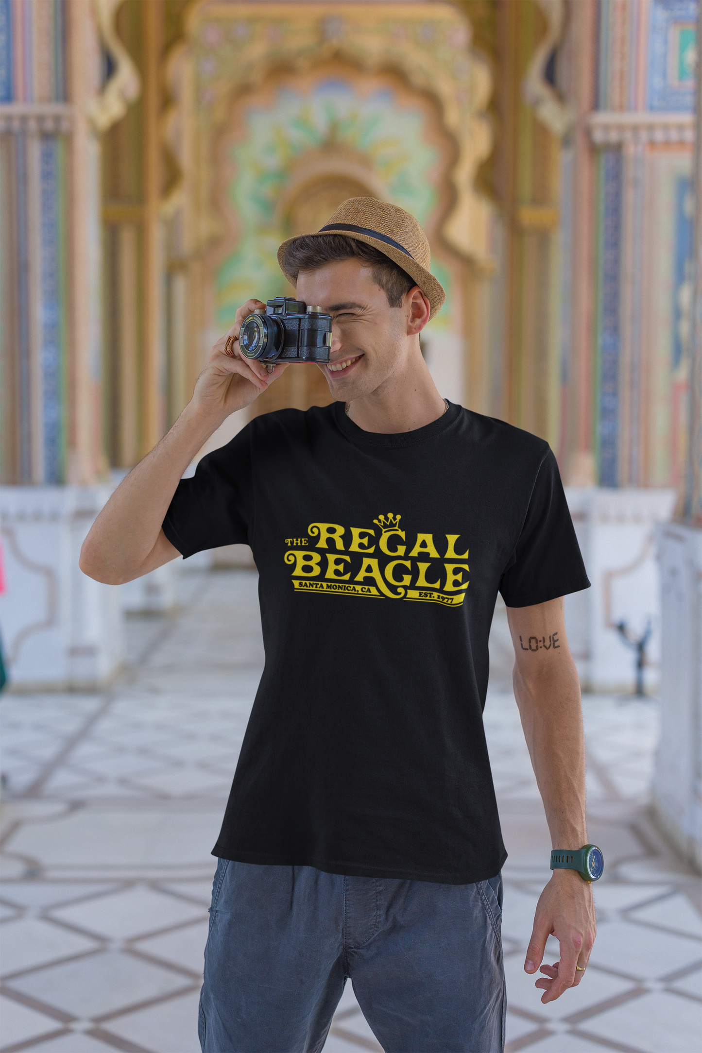 The Regal Beagle Santa Monica CA 1977 Unisex Ultra Cotton Tee